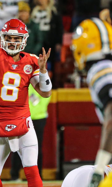 Moore fills in capably, but Chiefs fall 31-24 to Packers